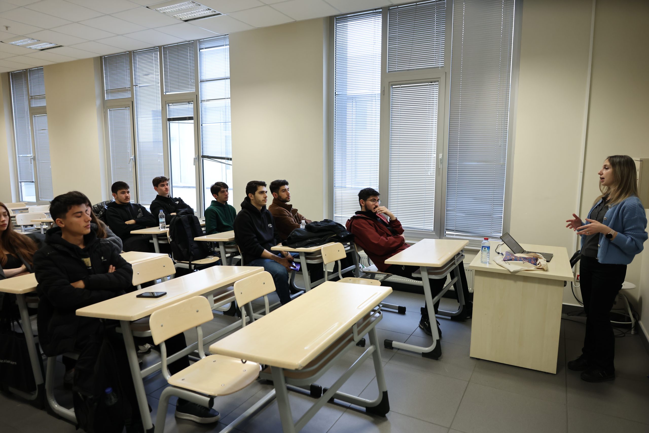 2025-2026 Güz Dönemi İnşaat Mühendisliği Bölümü Hazırlık Sınıfı Öğrencileri Tanışma ve Oryantasyon Toplantısı